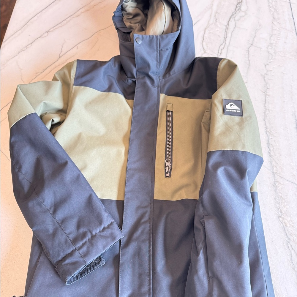 Quiksilver YOUTH size 12 Two-Tone ski/snowboard Jacket